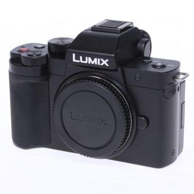 LUMIX G100D ボディ DC-G100D