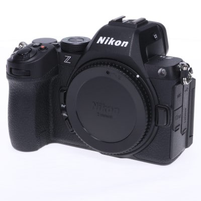 Z5II ボディ