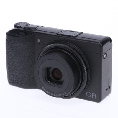 RICOH GR III