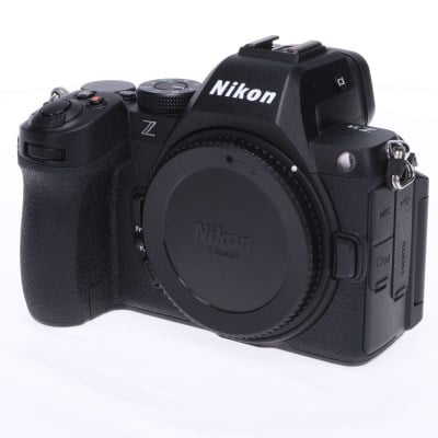 Z5II ボディ