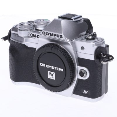 OM-D E-M10 Mark IV ボディー シルバー