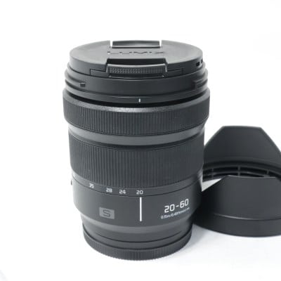 LUMIX S 20-60mm F3.5-5.6 S-R2060