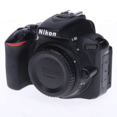 D5600 ボディ