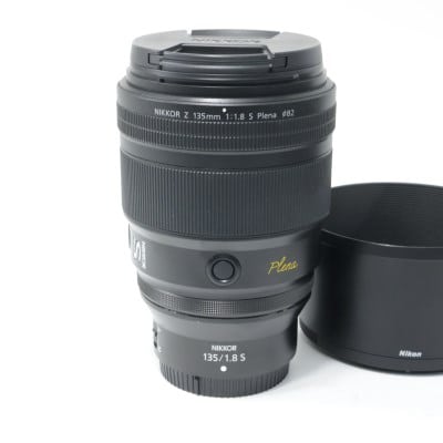 NIKKOR Z 135mm f/1.8 S Plena