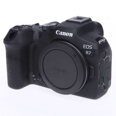 EOS R7 ボディー