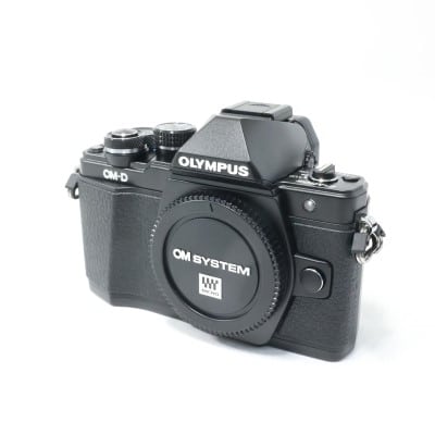 OM-D E-M10 MarkII ボディー ブラック