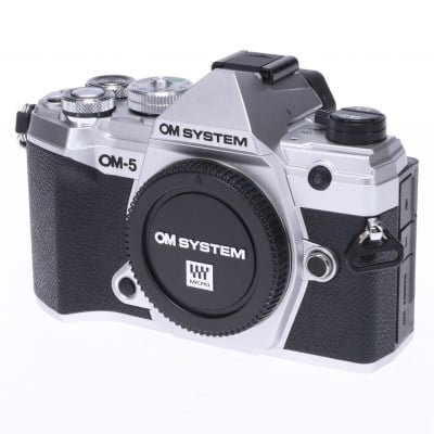 OM SYSTEM OM-5 ボディー シルバー