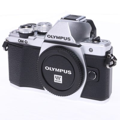 OM-D E-M10 MarkII ボディー シルバー