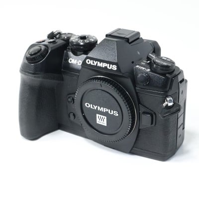 OM-D E-M1 Mark II ボディー