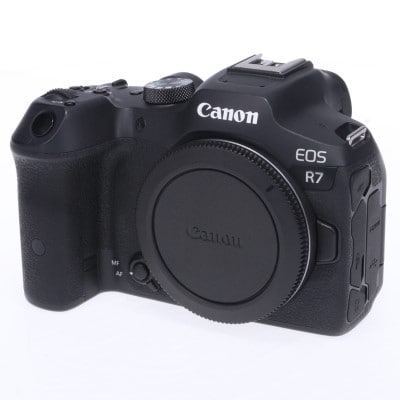 EOS R7 ボディー