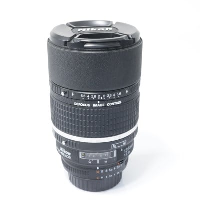 Ai AF DC-Nikkor 135mm f/2D