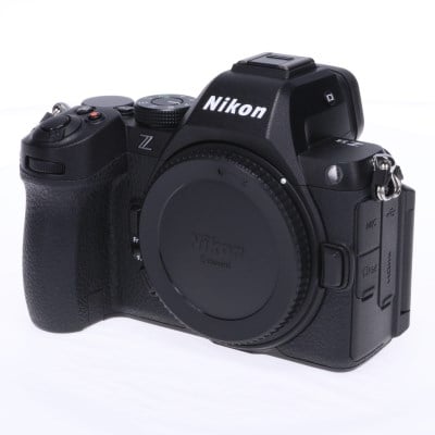 Z5II ボディ