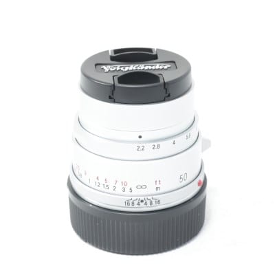 COLOR-SKOPAR 50mm F2.2 VM シルバー