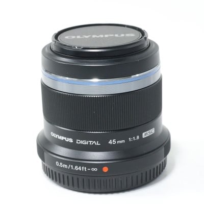 M.ZUIKO DIGITAL 45mm F1.8 ブラック