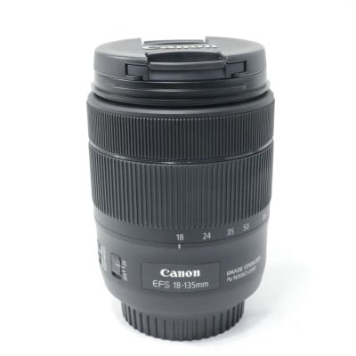 EF-S 18-135mm F3.5-5.6 IS USM