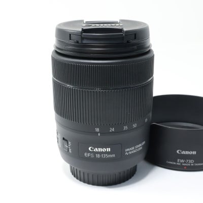 EF-S 18-135mm F3.5-5.6 IS USM