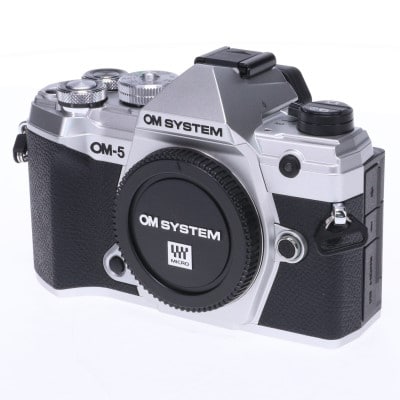 OM SYSTEM OM-5 ボディー シルバー