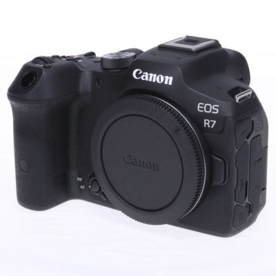 EOS R7 ボディー