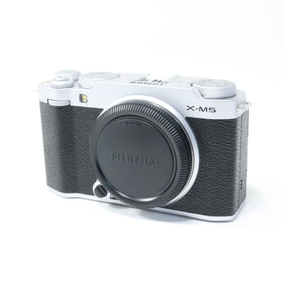 FUJIFILM X-M5 ボディ シルバー