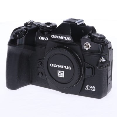 OM-D E-M1 Mark III ボディー