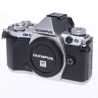 OLYMPUS／OM SYSTEM OM-D E-M5 Mark II ボディー シルバー ABランク