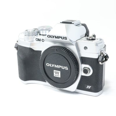 OM-D E-M10 Mark IV ボディー シルバー