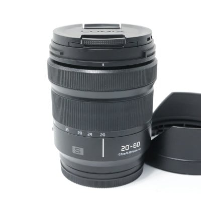 LUMIX S 20-60mm F3.5-5.6 S-R2060