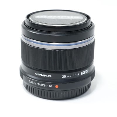 M.ZUIKO DIGITAL 25mm F1.8 ブラック