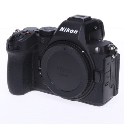 Z5II ボディ
