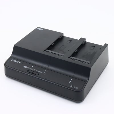 BC-U2A [バッテリーチャージャー]