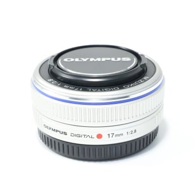M.ZUIKO DIGITAL 17mm F2.8 シルバー