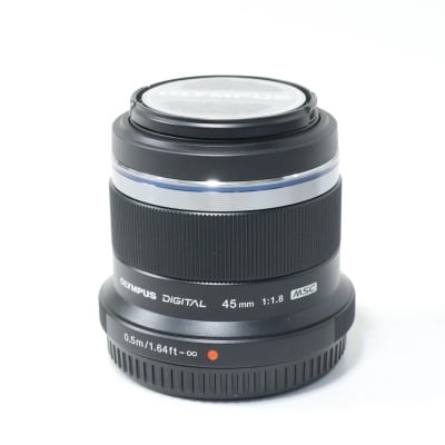M.ZUIKO DIGITAL 45mm F1.8 ブラック