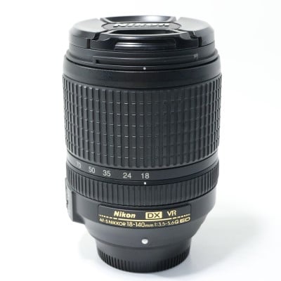 AF-S DX NIKKOR 18-140mm f/3.5-5.6G ED VR