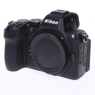 Z5II ボディ