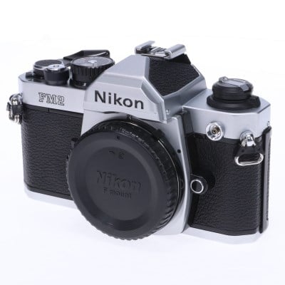 New FM2 シルバー