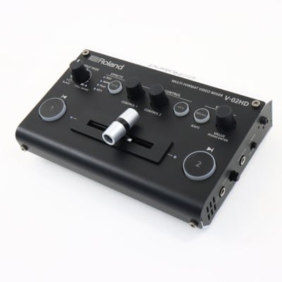 Roland V-02HD [マルチフォーマット・ビデオ・ミキサー] 中古