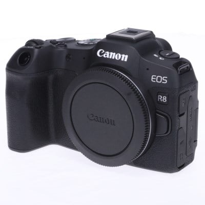 EOS R8 ボディー