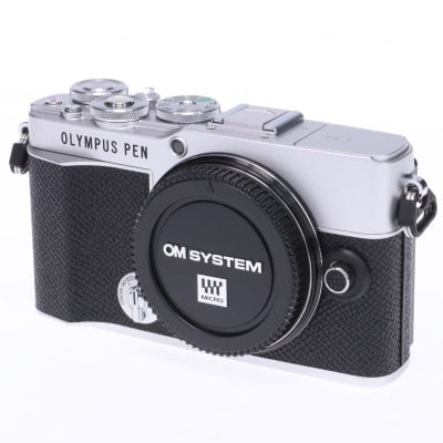 PEN E-P7 ボディー シルバー