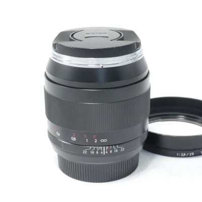 Distagon T* 2/28 ZE