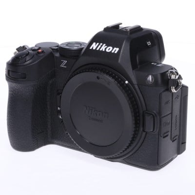 Z5II ボディ