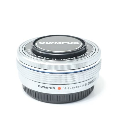 OM SYSTEM M.ZUIKO DIGITAL ED 14-42mm F3.5-5.6 EZ シルバー