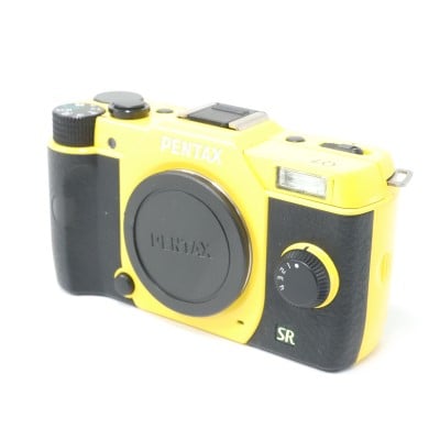 PENTAX Q7 ボディ イエロー