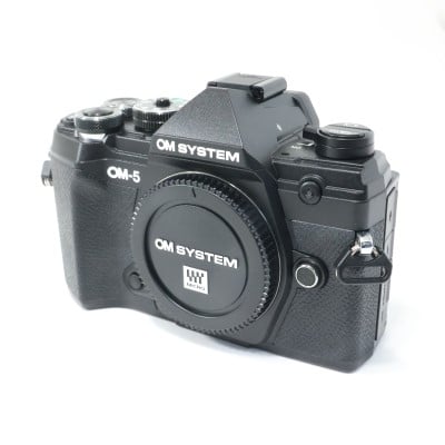 OM SYSTEM OM-5 ボディー ブラック