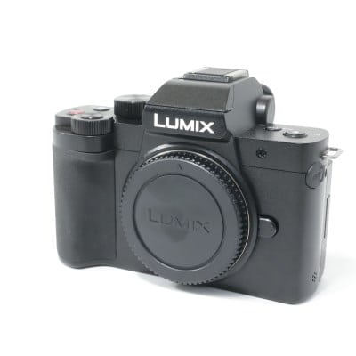 LUMIX G100D ボディ DC-G100D