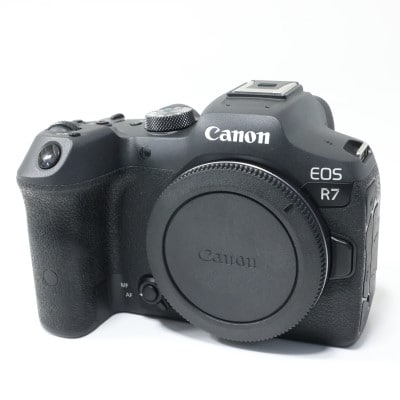 EOS R7 ボディー