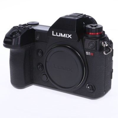 LUMIX S1R ボディ DC-S1R-K