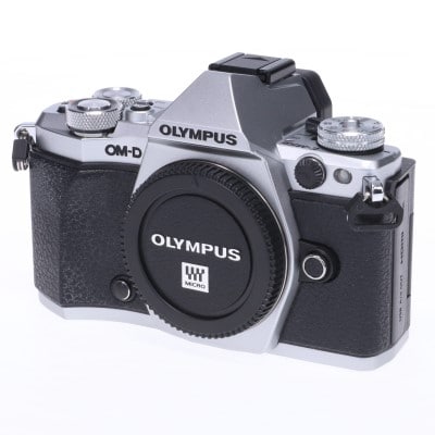 OM-D E-M5 Mark II ボディー シルバー