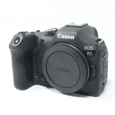 EOS R7 ボディー