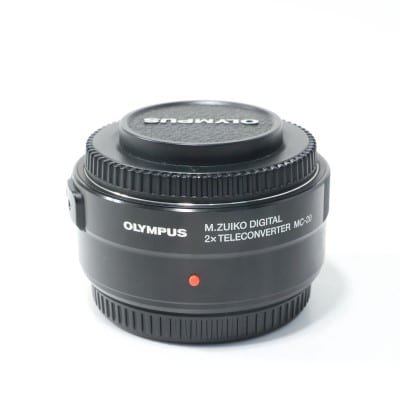 M.ZUIKO DIGITAL 2x Teleconverter MC-20