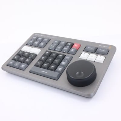 DaVinci Resolve Speed Editor